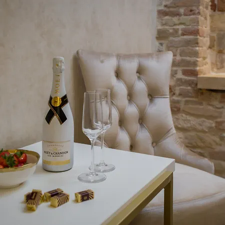 Le Premier Luxury Oda ve Kahvaltı Split