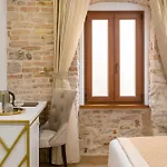 Le Premier Luxury Отель типа 