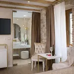 Le Premier Luxury Отель типа 