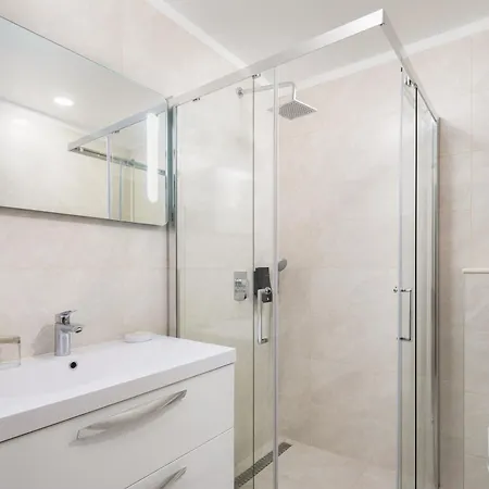 Le Premier Luxury Split