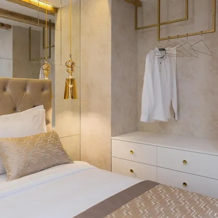 Le Premier Luxury 4* Split