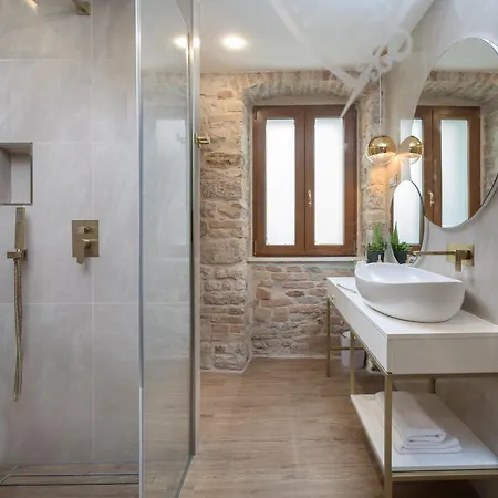 Le Premier Luxury 4* Split