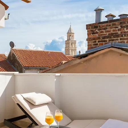 Le Premier Luxury 4* Split