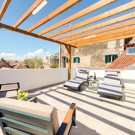 Couette-café Le Premier Luxury Split