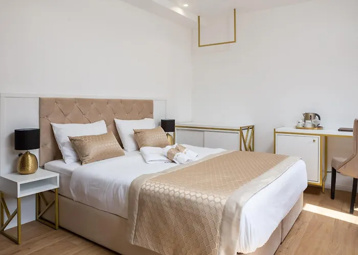 Le Premier Luxury 4* Split