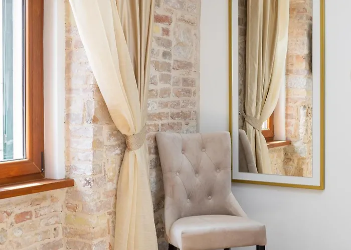 Le Premier Luxury 4* Split