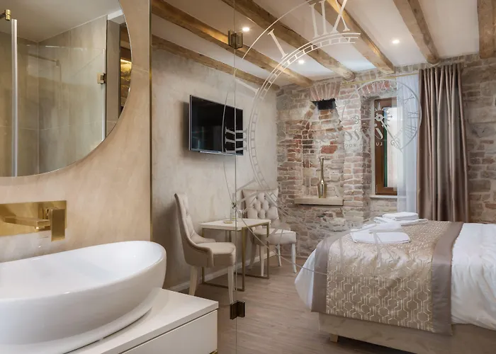 Le Premier Luxury 4* Split