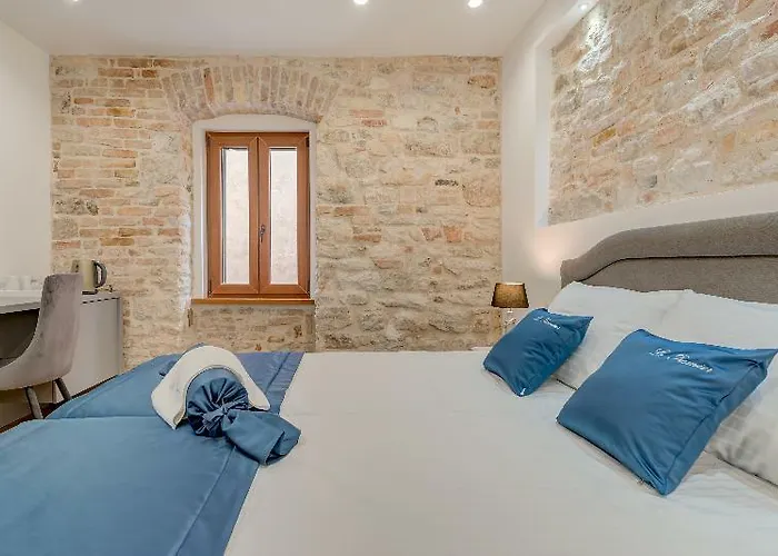 Le Premier Luxury Split