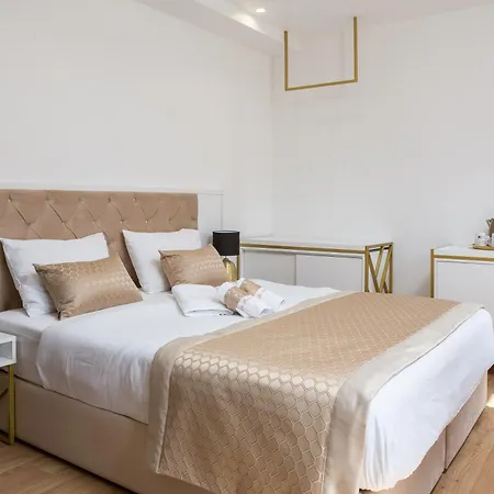 Le Premier Luxury 4* Split