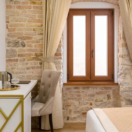 Le Premier Luxury Bed & Breakfast Split